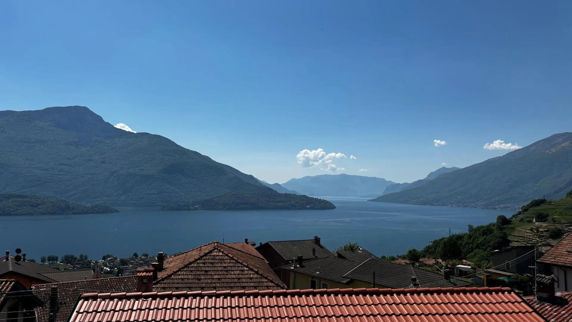 Casa Vico Vercana - Larihome A96 Italien