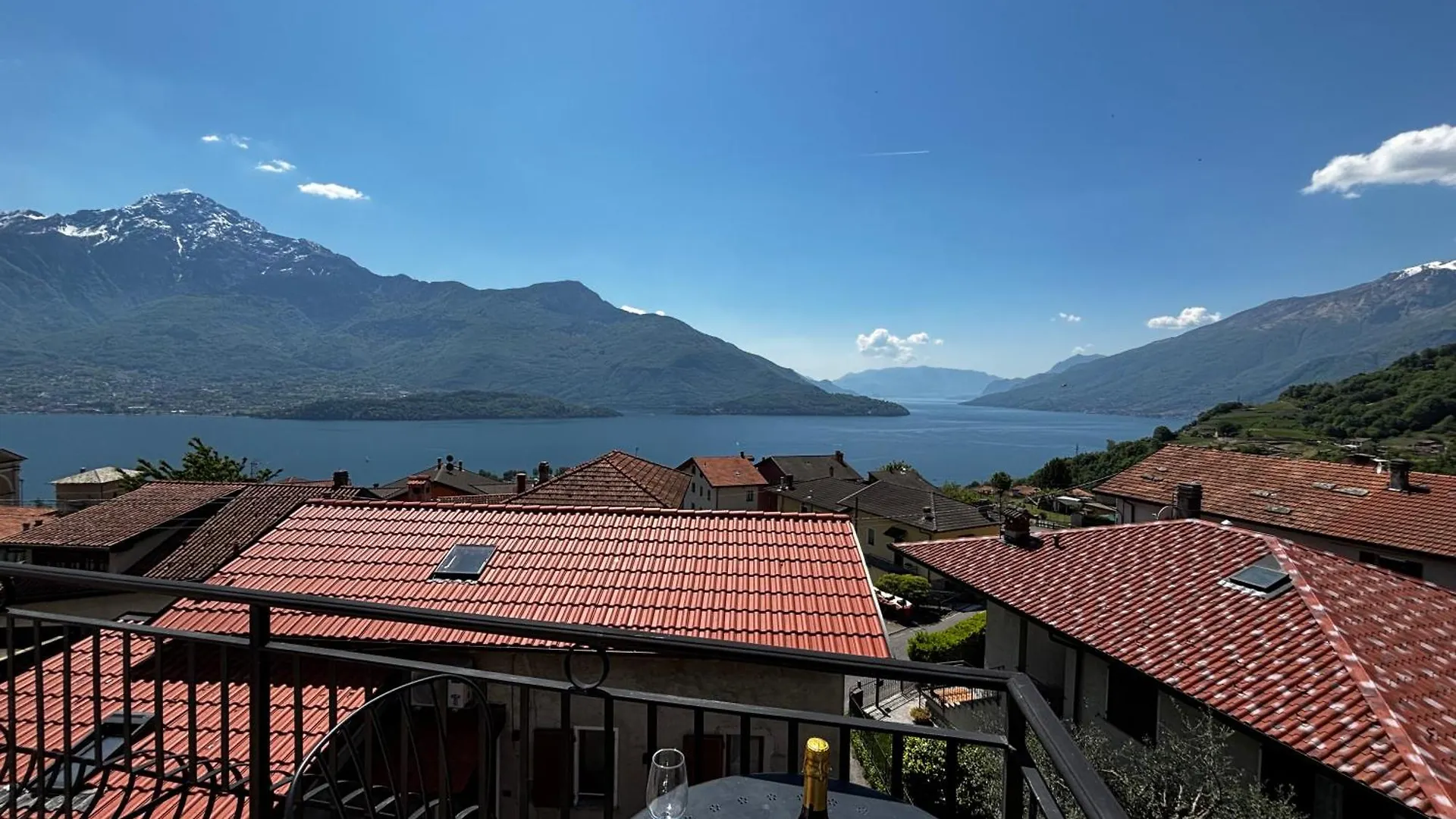 Lägenhet Casa Vico Vercana - Larihome A96